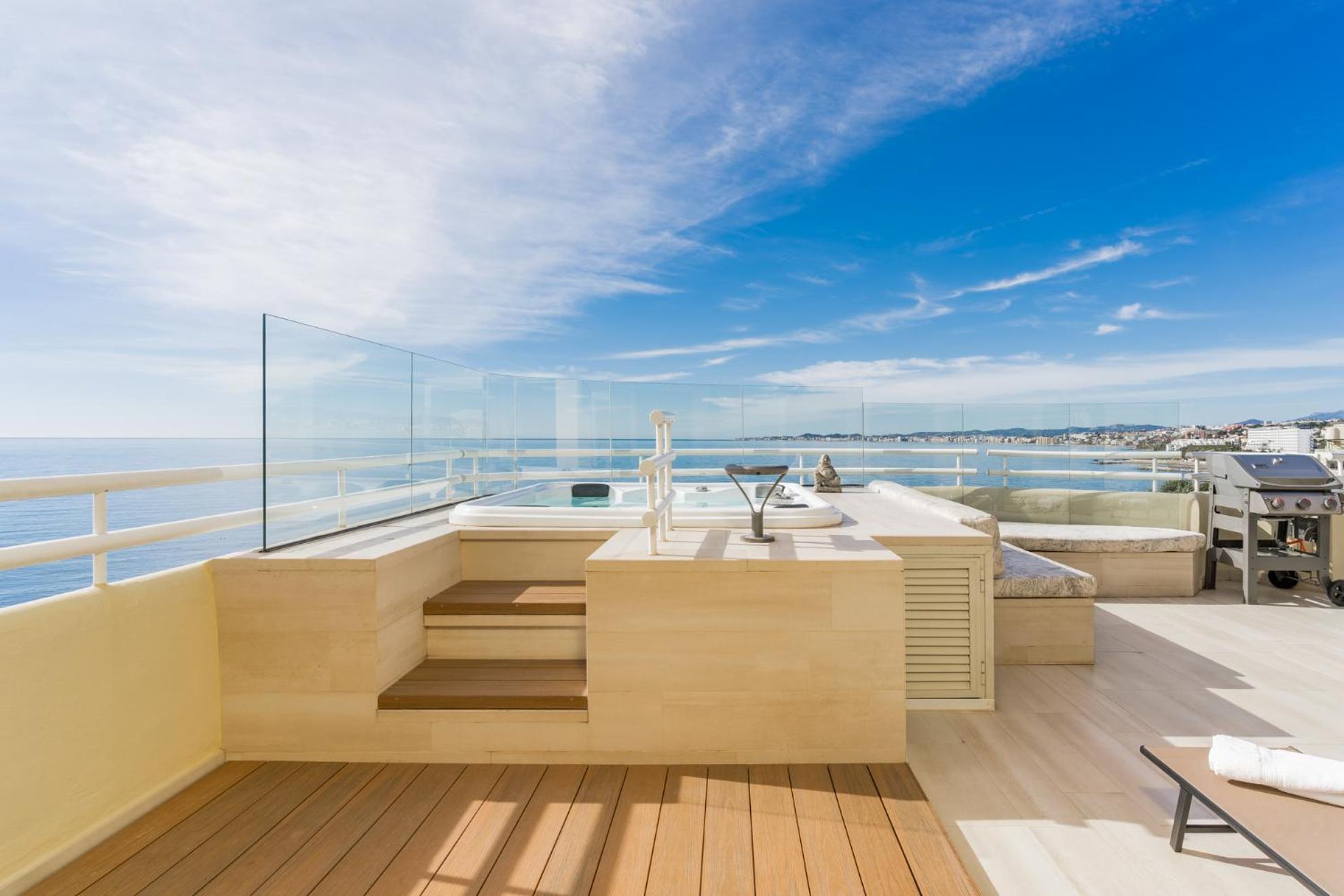 Infinity Blue Penthouse Сasa de vacaciones Málaga